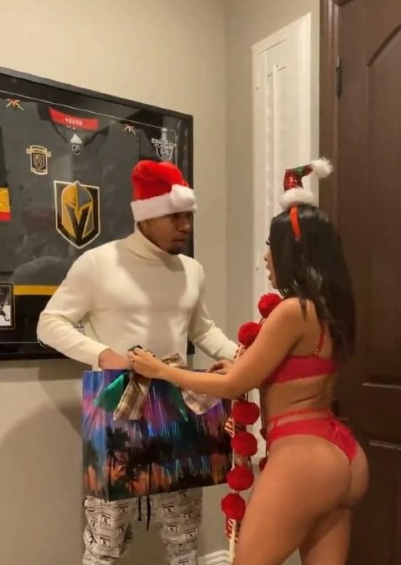 Luna Star She Gave me Anal for Christmas | PornHoarder.tv